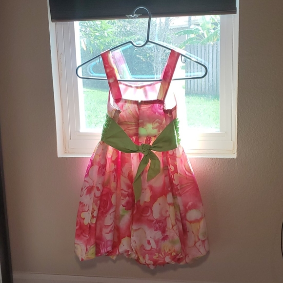 Dress - Picture 2 of 3